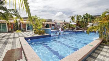 Alberca al aire libre