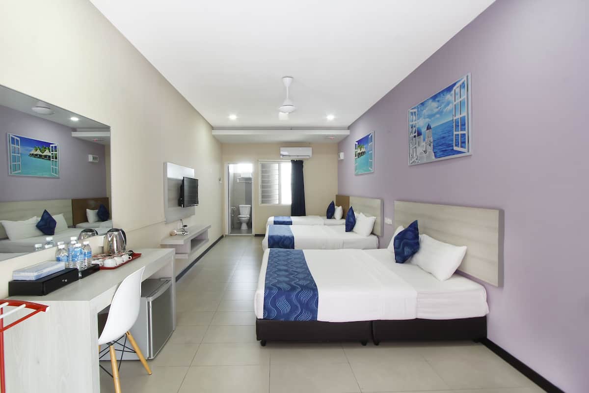 Family Double Room | Minibar, desk, free WiFi, bed sheets