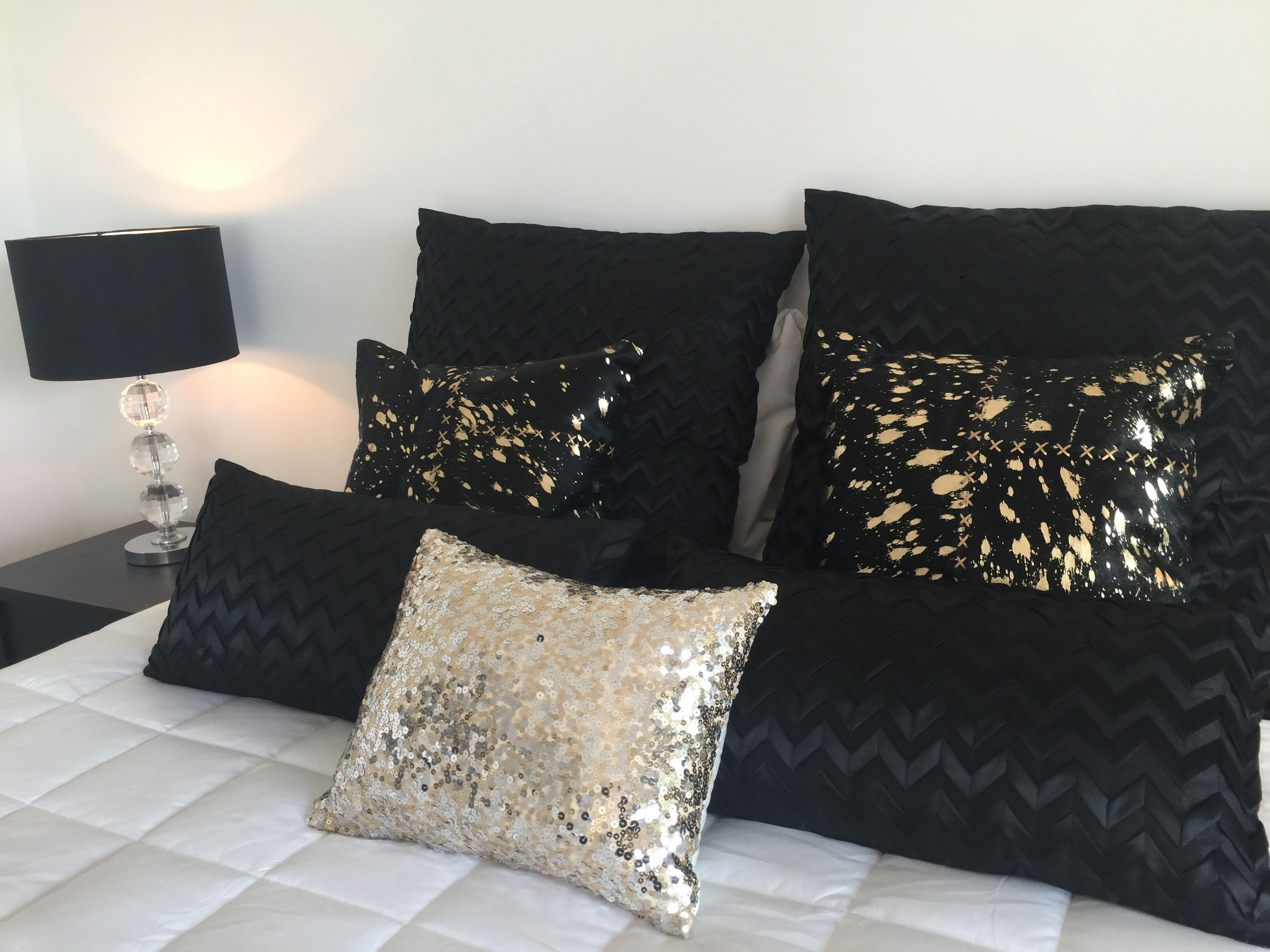 3 bedrooms, premium bedding, individually decorated