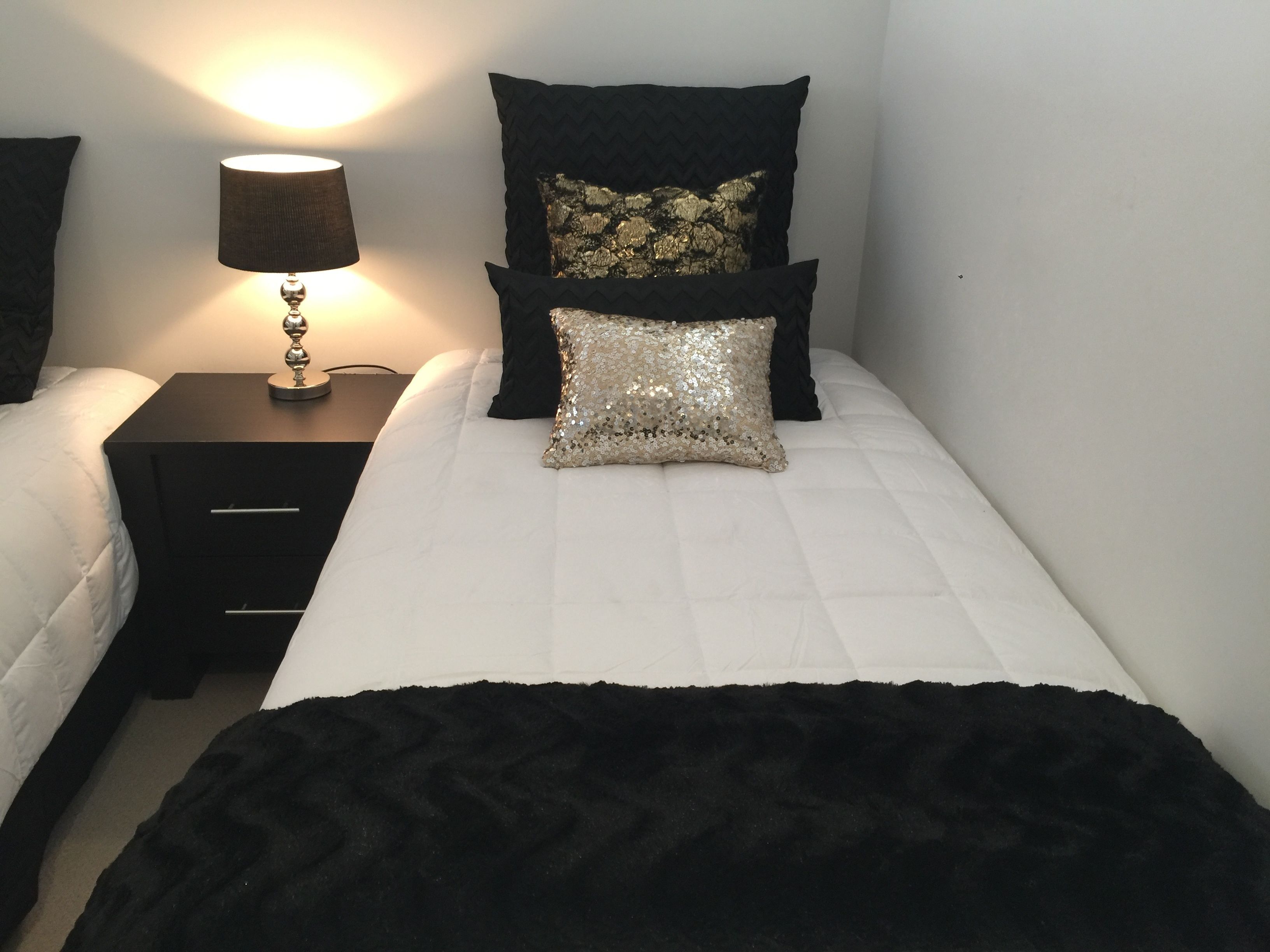 premium apartment, 3 bedrooms, harbour view, oceanfront | 3 bedrooms, premium bedding, individually decorated