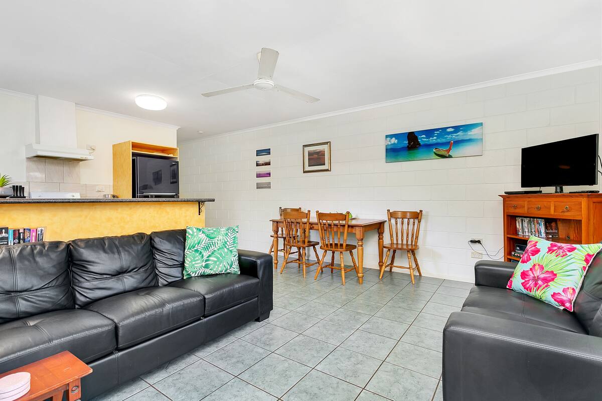 Three Bedroom Villas | Living area