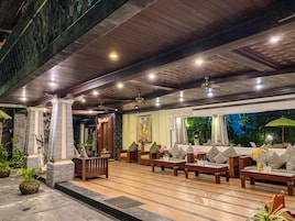 Bar en el lobby
