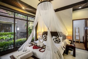 Villa, 1 Bedroom, Private Pool | Minibar, in-room safe, desk, laptop workspace - The Bali Dream Villa Canggu (Canggu)