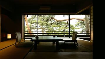 Premium Suite with Private Open-air Bath, Non Smoking | In-room safe, soundproofing, free WiFi
