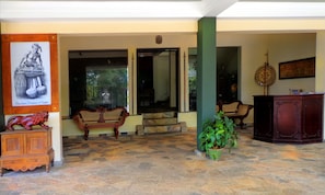 Bagian depan properti