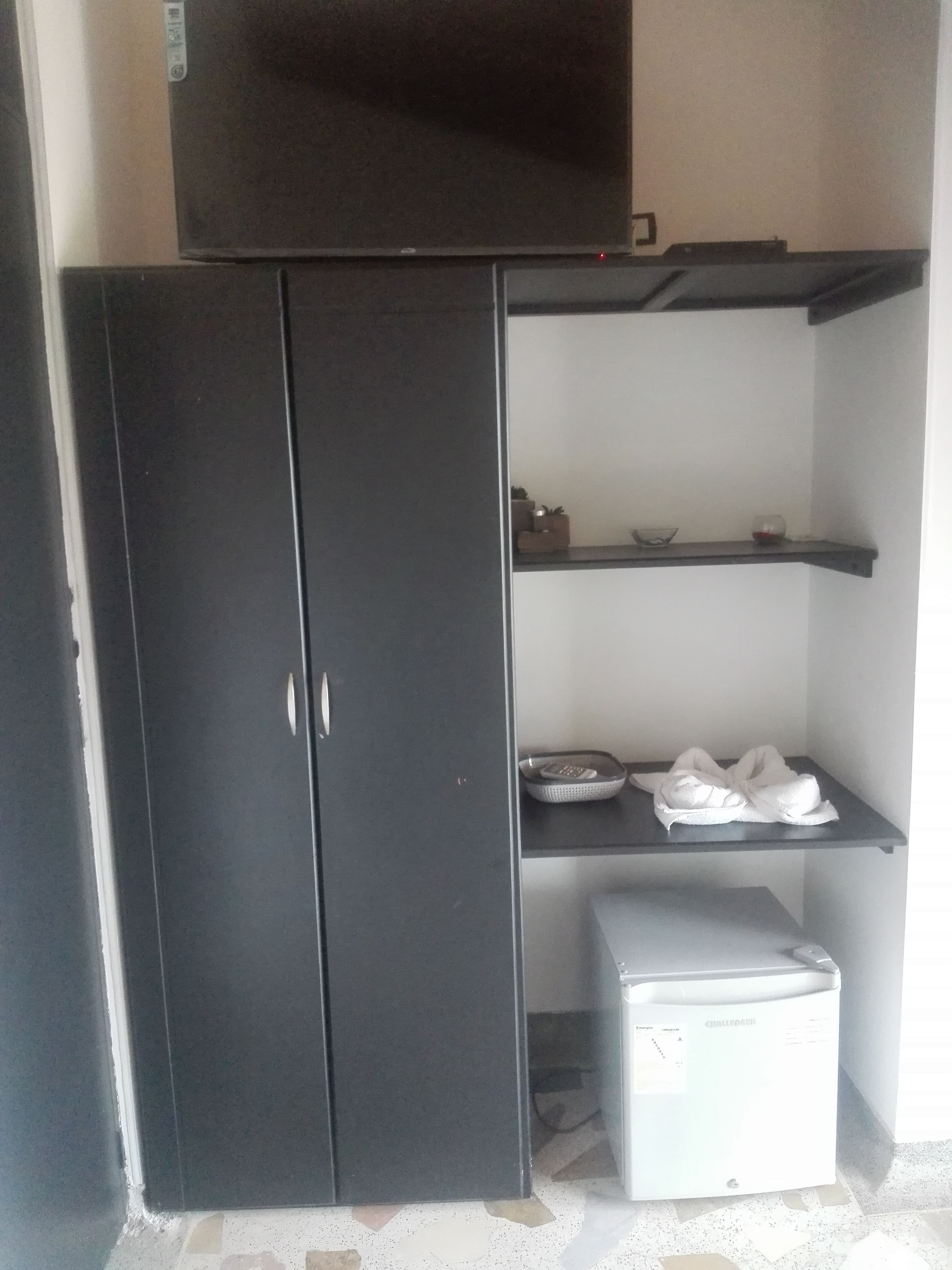 Triple Room | Minibar, desk, iron/ironing board, free WiFi