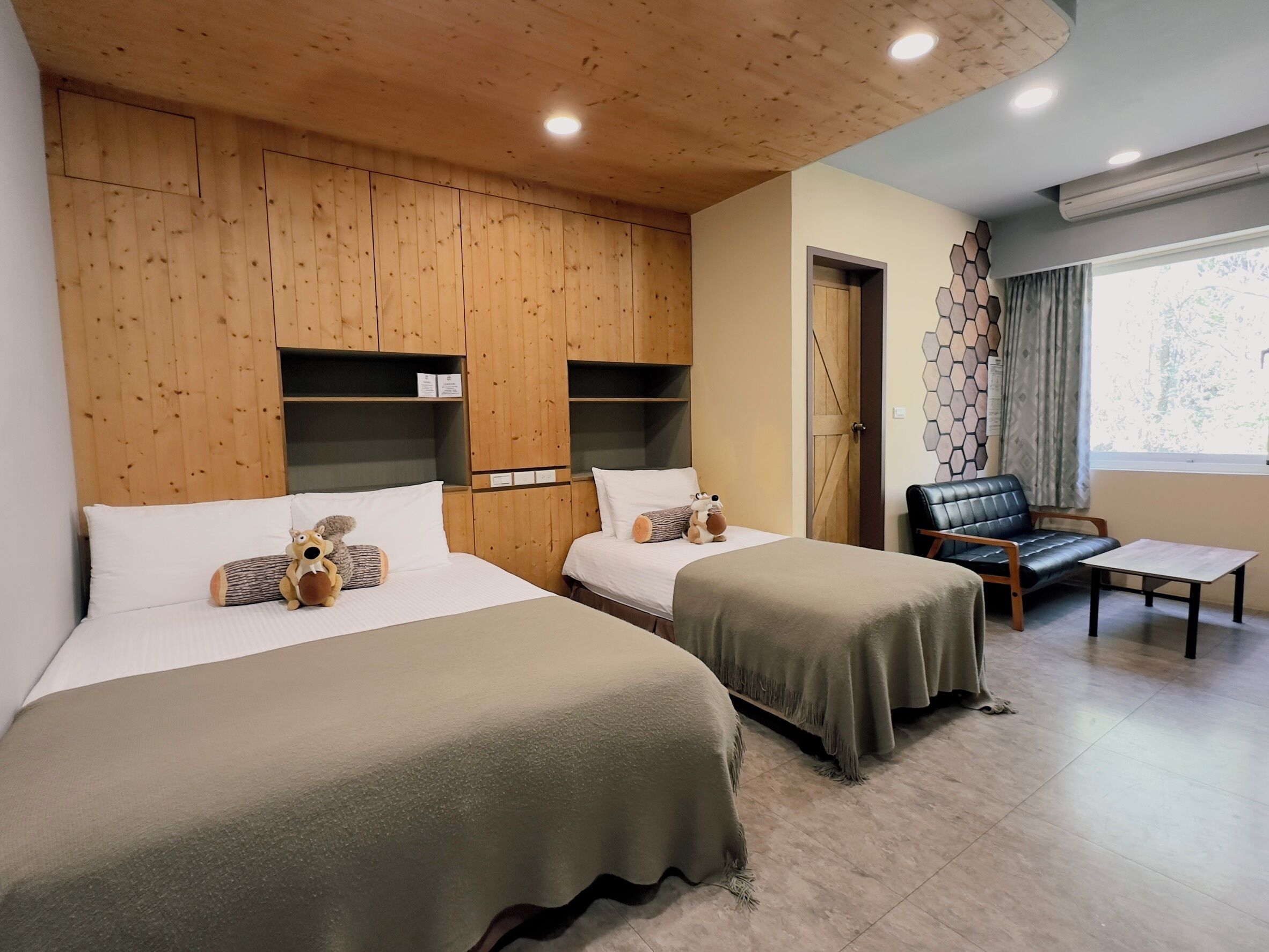 Basic Twin Room, 1 Bedroom, Ensuite | Premium bedding, desk, blackout drapes, soundproofing