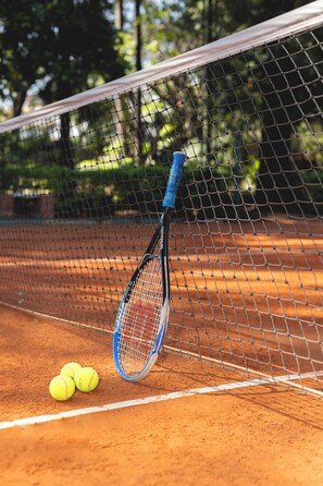 Tennis court - Gran Hotel del Paraguay (Asunción)