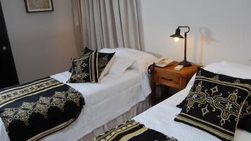 Ropa de cama de alta calidad y minibar