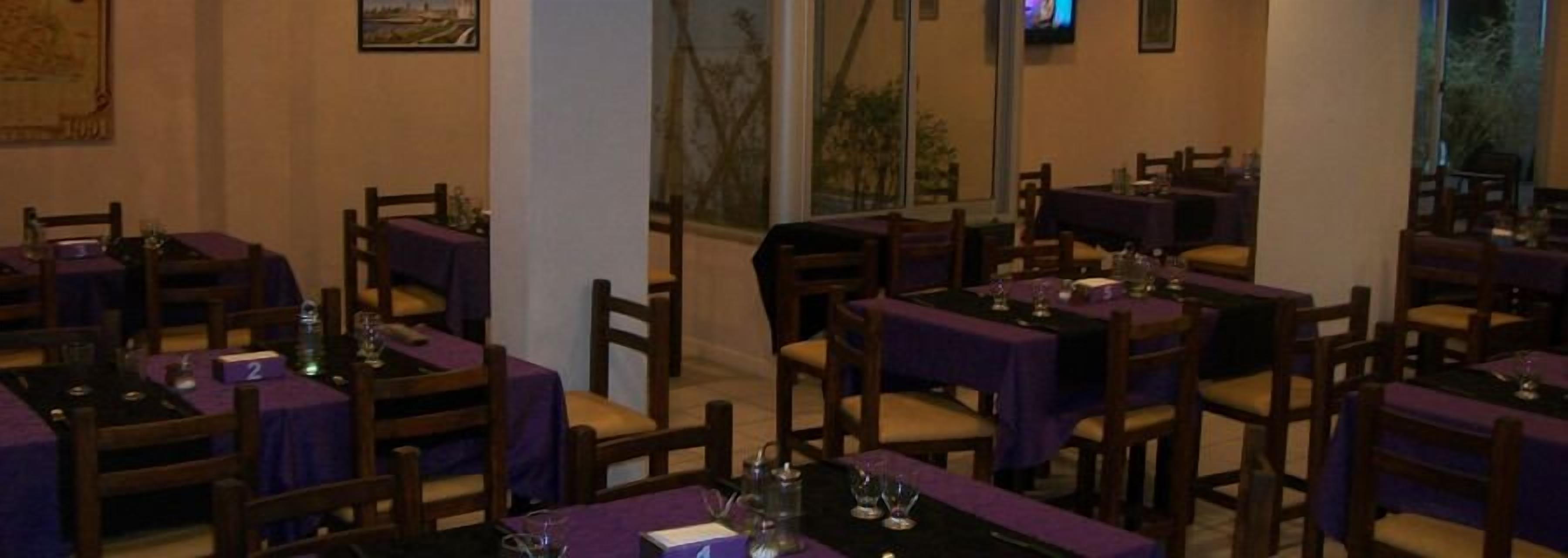 breakfast, lunch and dinner served