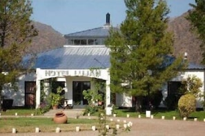 Exterior - Hotel Luján (Luján)
