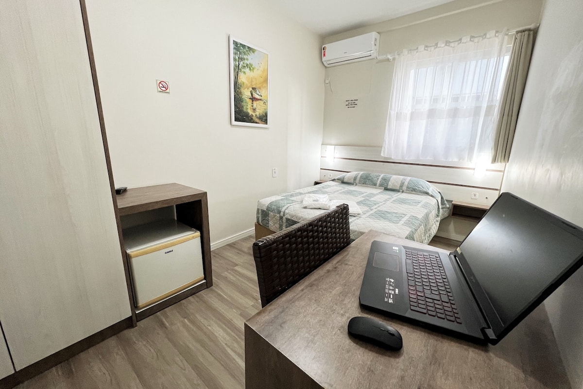 1 habitación, minibar, caja de seguridad en la habitación y escritorio