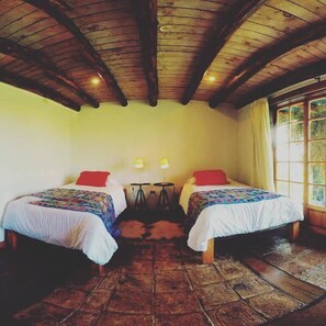 Standard Twin Room | Minibar, iron/ironing board, free cots/infant beds, free WiFi - Hotel Casa de Campo (Santa Cruz)