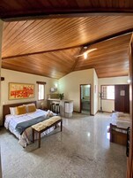 Camera familiare | Biancheria da letto di alta qualità, minibar, Wi-Fi gratuito, lenzuola