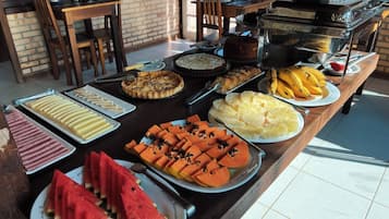 Free daily buffet breakfast