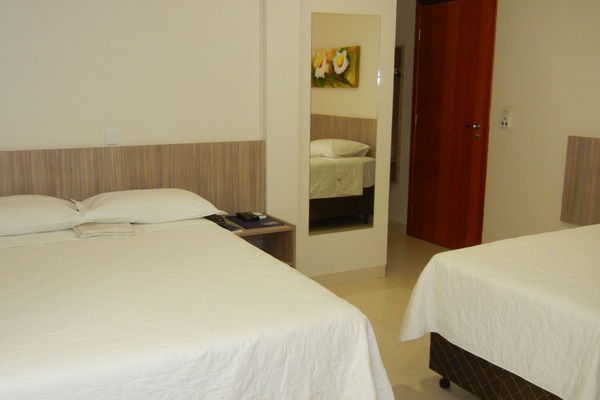 Quadruple Room | Minibar, desk, blackout drapes, WiFi (free)