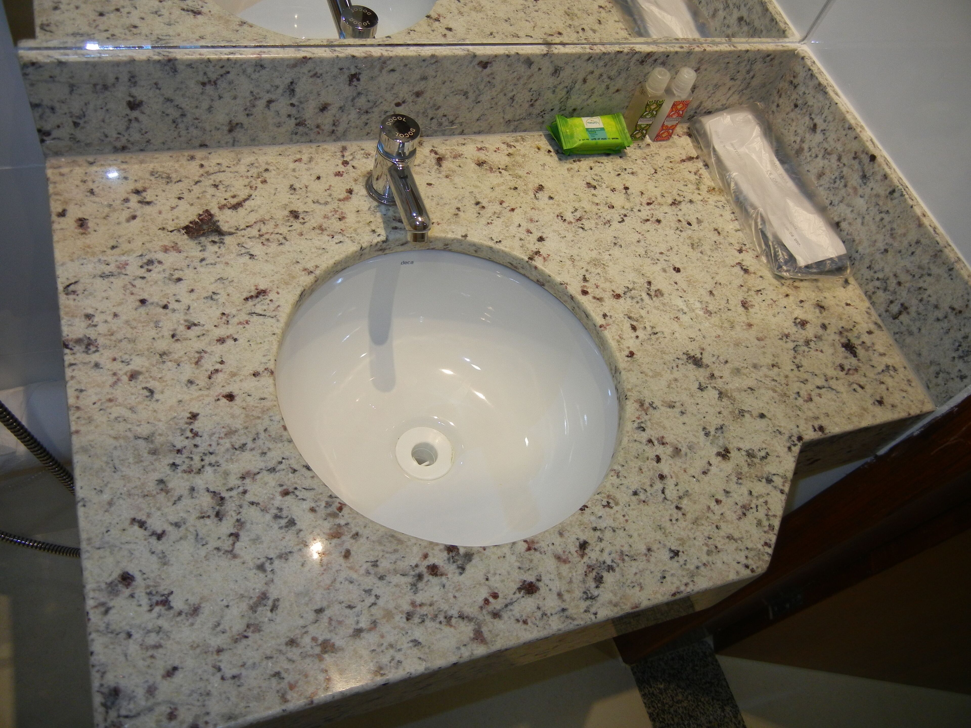 double room | bathroom sink