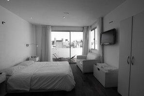 Free WiFi, bed sheets - Ostinatto Hostel (Buenos Aires)