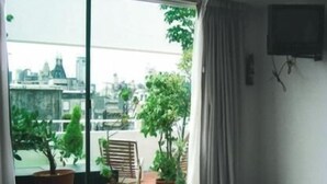 WiFi (free), bed sheets - Ostinatto Hostel (Buenos Aires)
