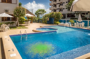 Outdoor pool - Village Paraíso (Florianópolis)
