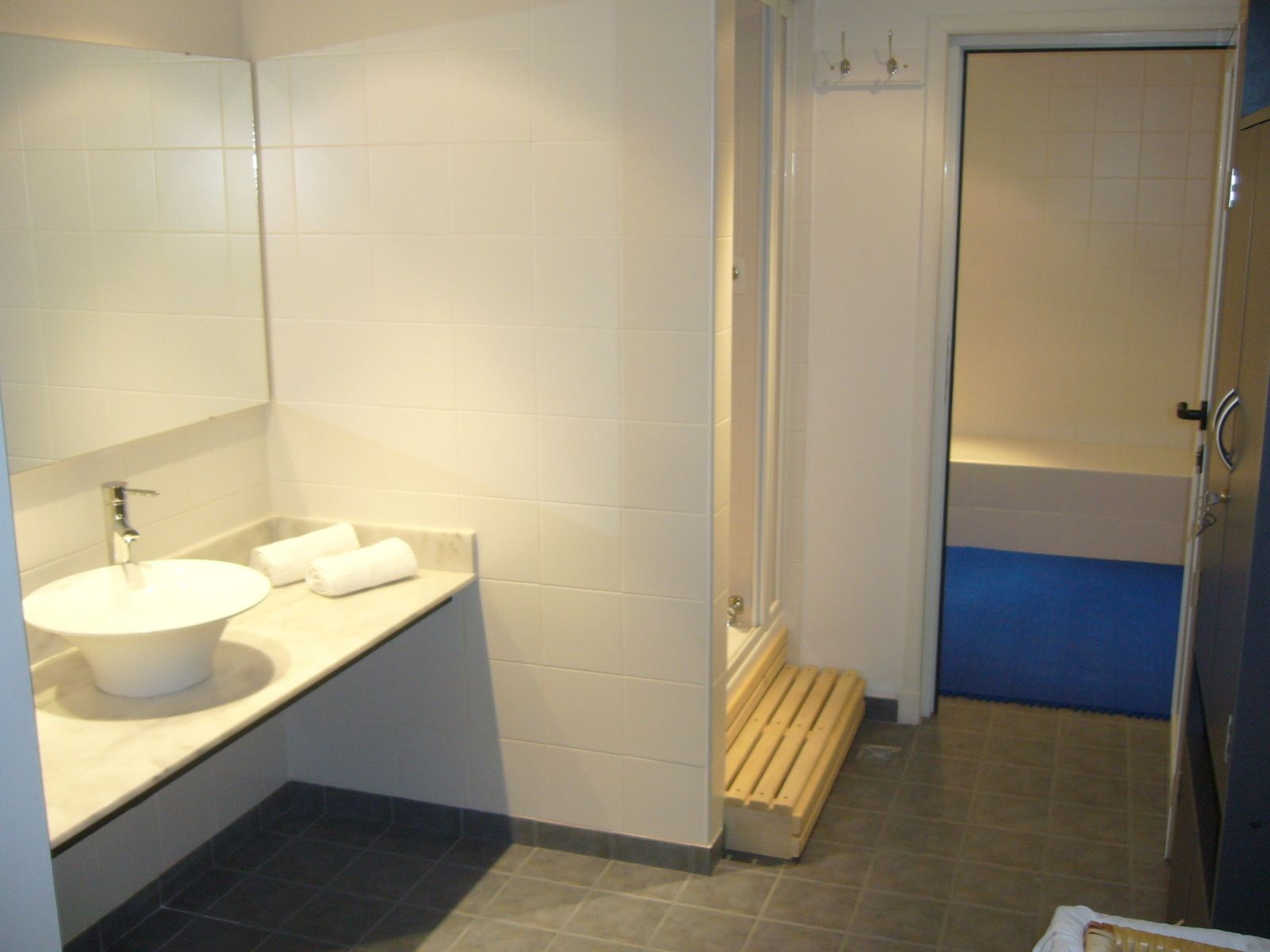 sauna, facials, reflexology, massage/treatment rooms