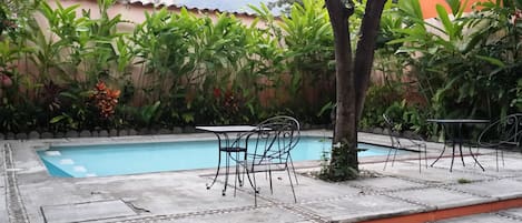 Seasonal outdoor pool