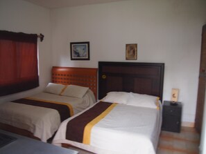 Room - Hotel Paseos Cuernavaca (Cuernavaca)