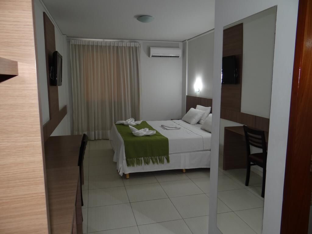 basic double room | 1 bedroom, minibar, desk, blackout curtains