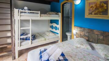 Cofres nos quartos, Wi-Fi de cortesia, roupa de cama