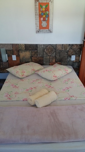 Suite Supérieure, 1 lit double | Coffres-forts dans les chambres, Wi-Fi gratuit, draps fournis