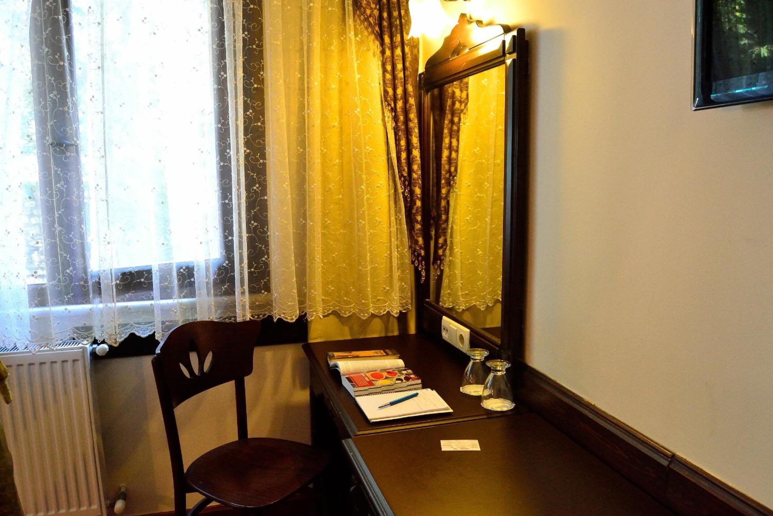 1 bedroom, minibar, in-room safe, desk