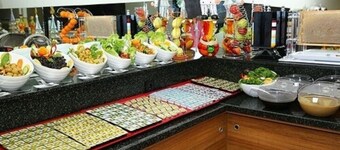 Golden Lounge Hotel