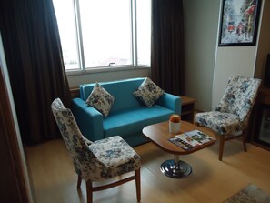 Flat-screen TV - Golden Lounge Hotel (Istanbul)