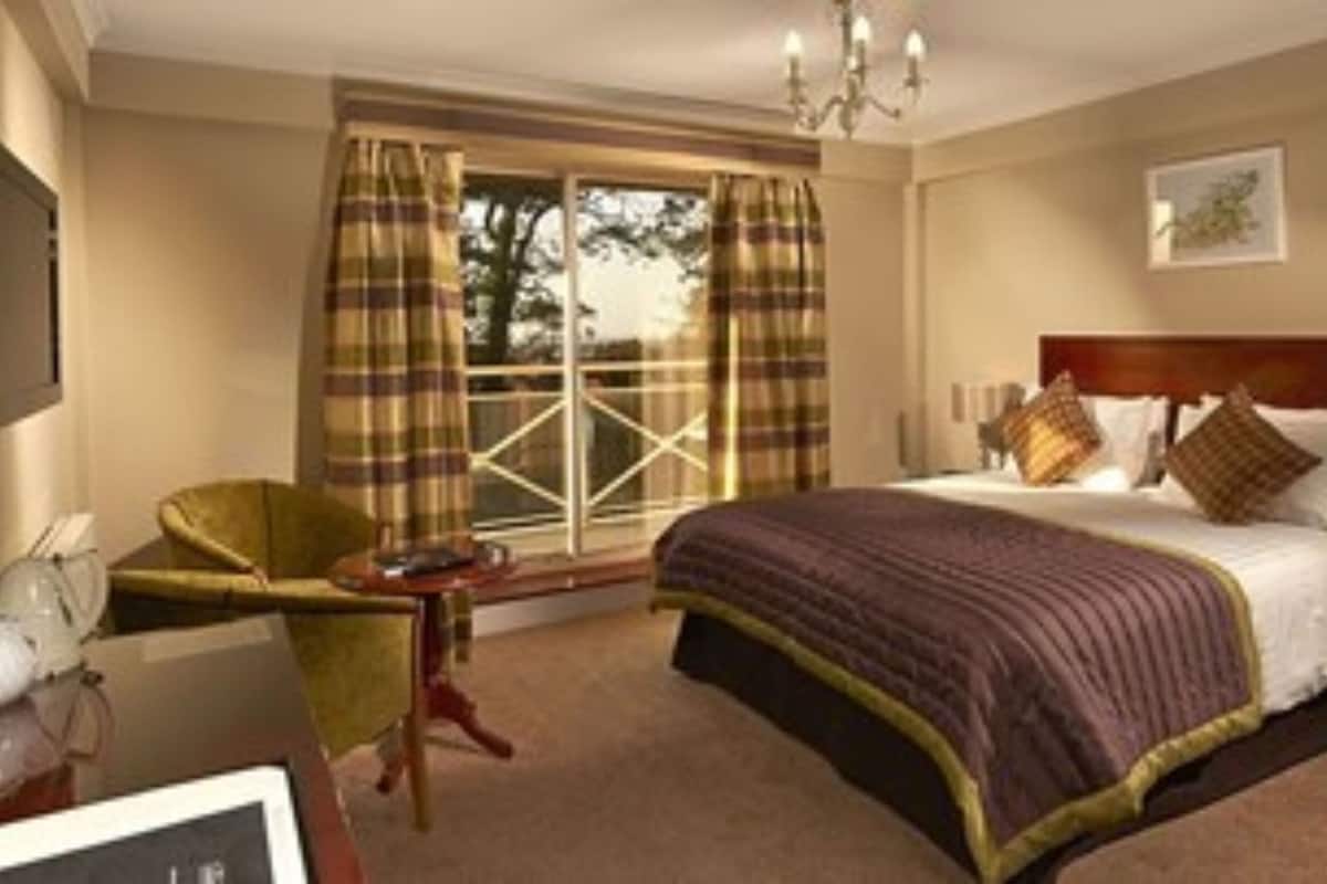 superior double room | in-room safe, desk, blackout curtains, iron/ironing board