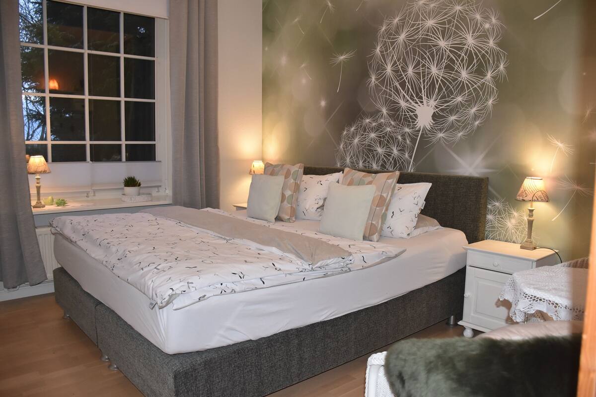 classic double room, 1 queen bed, non smoking, garden view (aventurin) | hypo-allergenic bedding, in-room safe, individually decorated