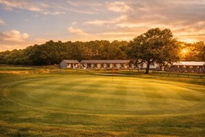 Front of property - Silverstone Golf Club & Hotel (Buckingham)