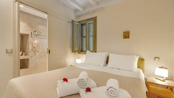 Apartment, 1 Bedroom, Sea View, Annex Building (Hestia) | Egyptian cotton sheets, premium bedding, pillowtop beds