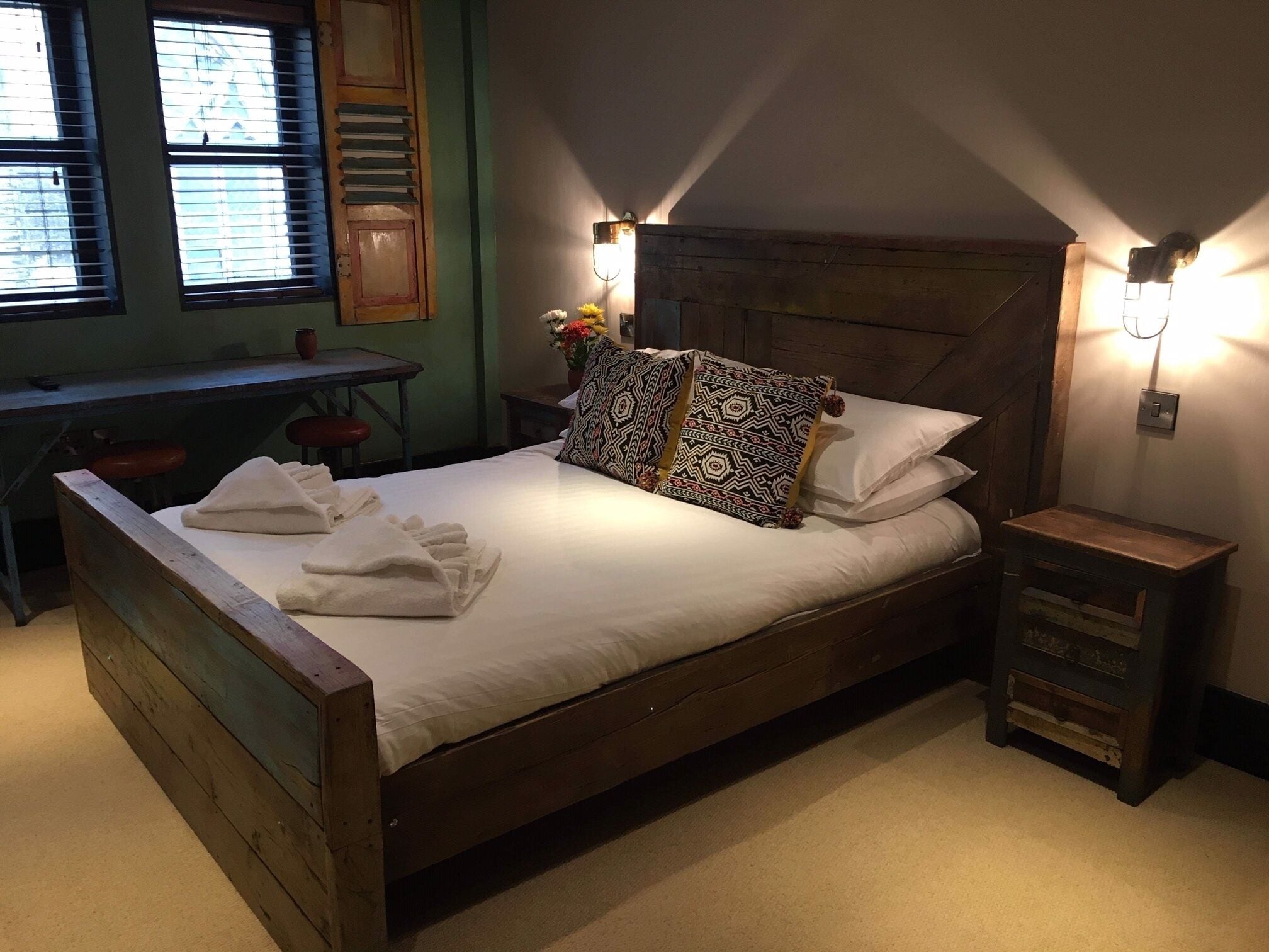 Egyptian cotton sheets, premium bedding, in-room safe