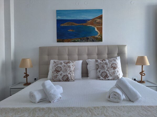 Premium bedding, pillow-top beds, free cots/infant beds, free WiFi