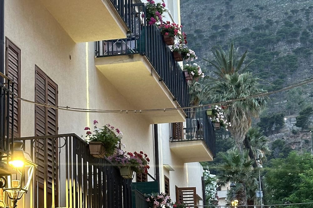Badia Rooms & Breakfast