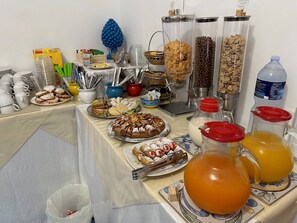 Petit déjeuner buffet compris tous les jours