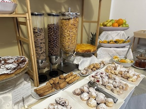 Buffet - Badia Rooms & Breakfast (Castellammare del Golfo)