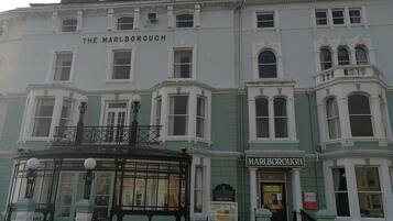 Fachada del alojamiento