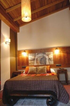 Camas plegables/adicionales gratuitas, wifi gratis y ropa de cama