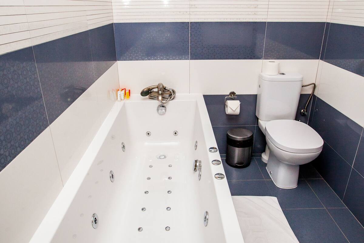 apartment | bathroom | shower, hair dryer, towels