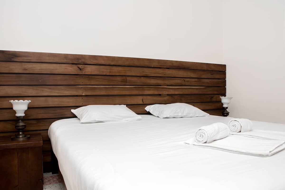 Premium bedding, down duvets, in-room safe, soundproofing