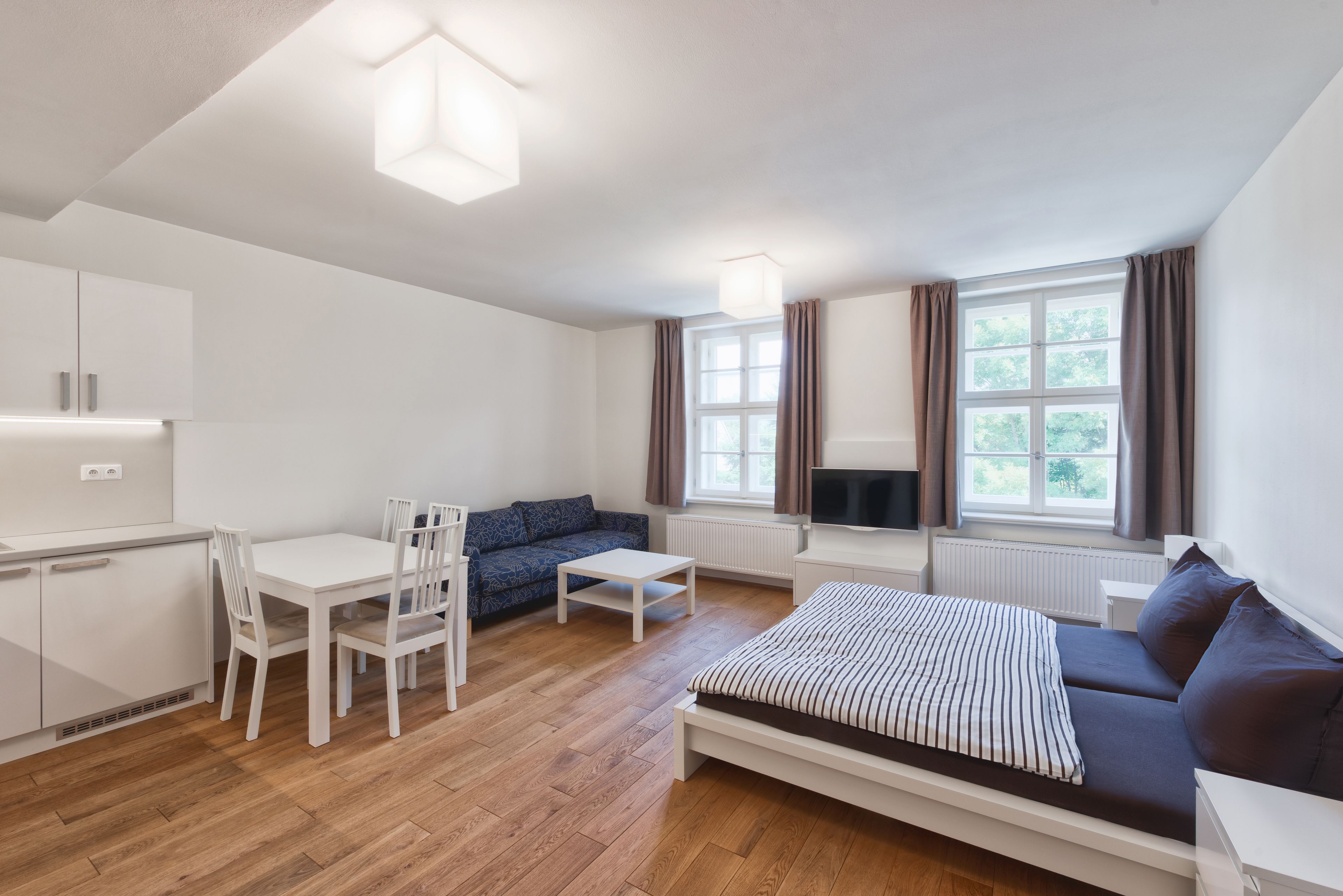 Bureau, rideaux occultants, chambres insonorisées, Wi-Fi gratuit