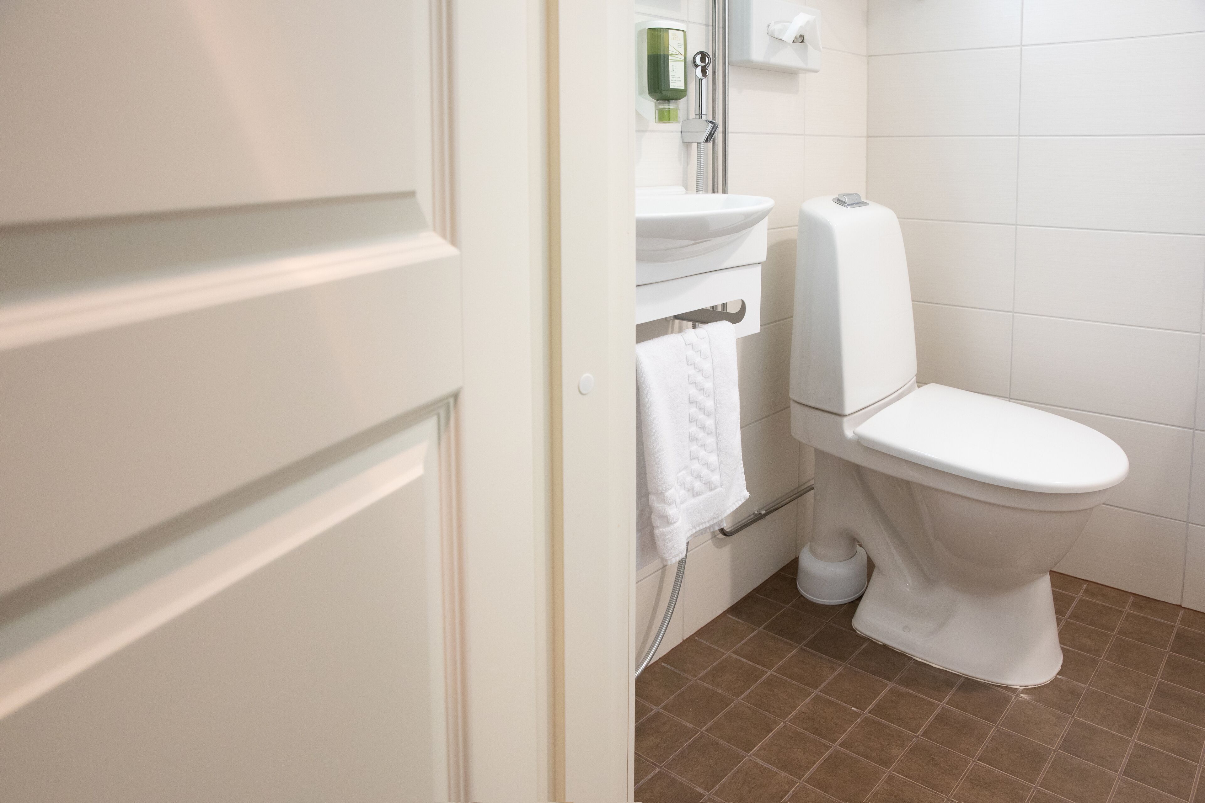 classic single room, 1 bedroom | bathroom | shower, hair dryer, towels, soap