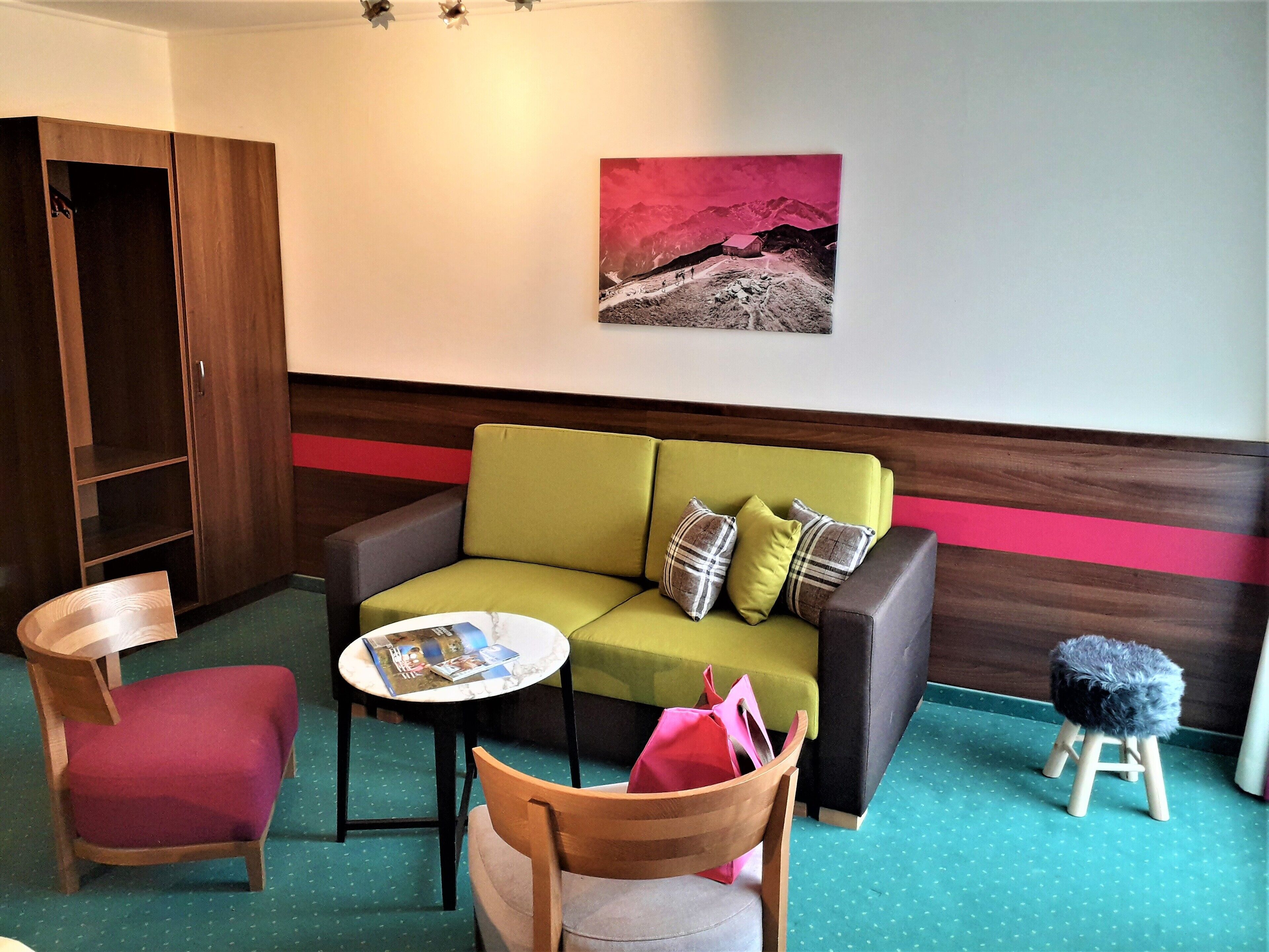 1 bedroom, premium bedding, in-room safe, desk