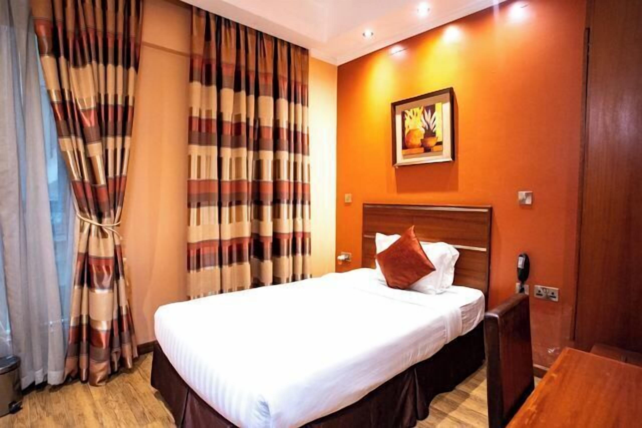 In-room safe, iron/ironing board, free WiFi, bed sheets